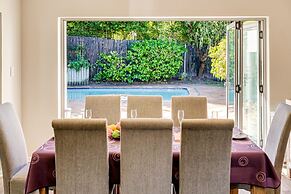 Charming Home With Mountain Views at Rivendell