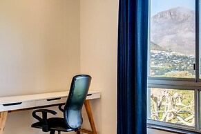 Charming Home With Mountain Views at Rivendell