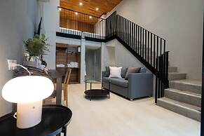 Woodstory Boutique Hotel