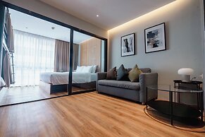 Woodstory Boutique Hotel