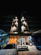 Woodstory Boutique Hotel