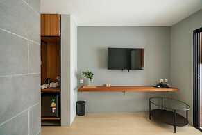 Woodstory Boutique Hotel