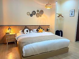 Nariya Bayfront Phuket