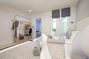 Nariya Bayfront Phuket