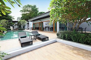 Nariya Bayfront Phuket