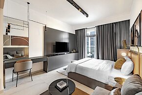 Executive Studio MAG 318