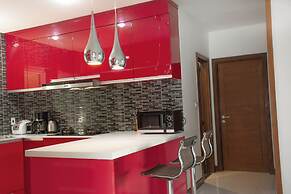 Nee Pool Villa