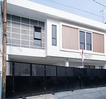 Hotel O Mahagoni House Syariah