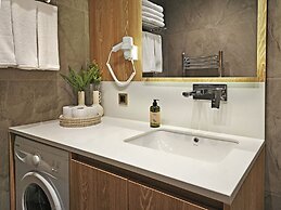 Marmada Suites