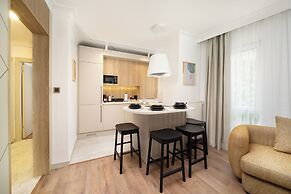 Marmada Suites
