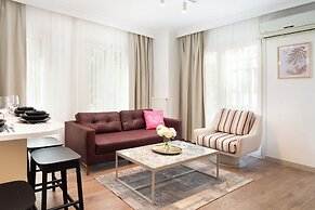 Marmada Suites