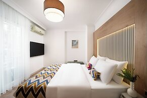 Marmada Suites