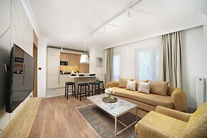 Marmada Suites