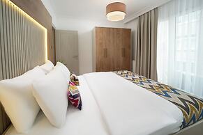 Marmada Suites