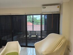 Jomtien Hill Resort Pratamnak 108