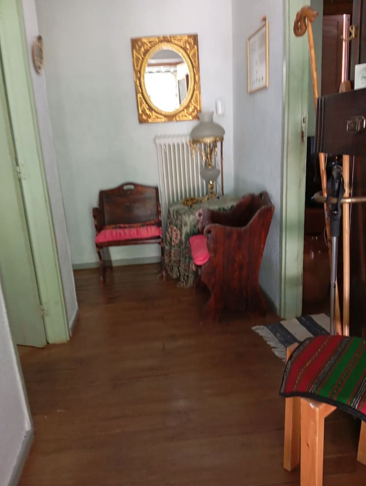 Grandpa s Ouse in Tsagkarada