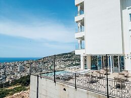 Sunset Shoreline Saranda Hotel