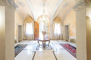 Eighteenth-century Tuscan Villa Tricolle