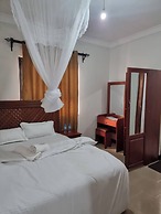 Voyage Camp Safari Lodge