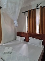 Voyage Camp Safari Lodge
