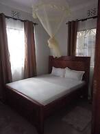 Voyage Camp Safari Lodge