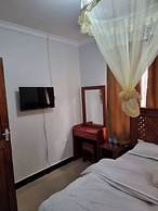 Voyage Camp Safari Lodge