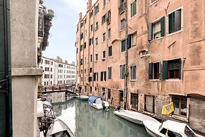 Marco Polo Apartment by Wonderful Italy