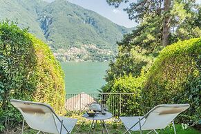 OC Lake Love in Laglio