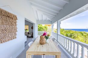 Caribbean Delight Villa With Stunning Pool View