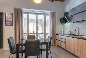 Queen Apartment in Torino