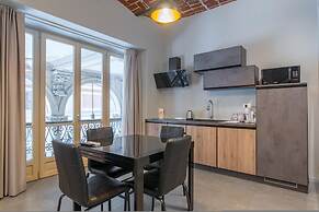 Suite Queen Apartments