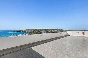 The Little Beachside Apartment