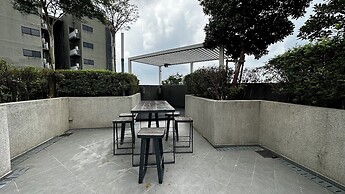 Stylish Urban Oasis
