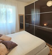 Lemon Sunshine Apartment