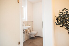 THE WOS Apartments