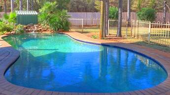 Mulga Country Motor Inn
