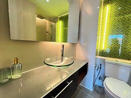 Grande Carribean Condo By Thita