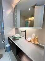 Grande Carribean Condo By Thita