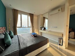 Grande Carribean Condo By Thita