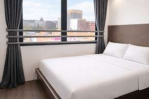A Hotel Dickson