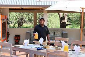 Leopard's Bend Bush Lodge