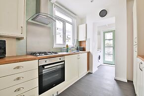 Stunning 2 Bedroom Cardiff Bay House