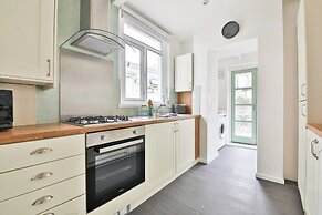 Stunning 2 Bedroom Cardiff Bay House