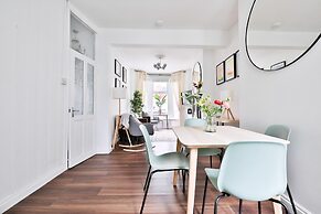 Stunning 2 Bedroom Cardiff Bay House