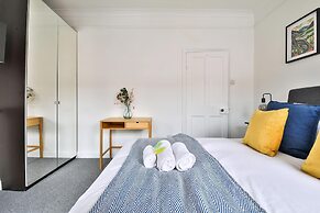 Stunning 2 Bedroom Cardiff Bay House