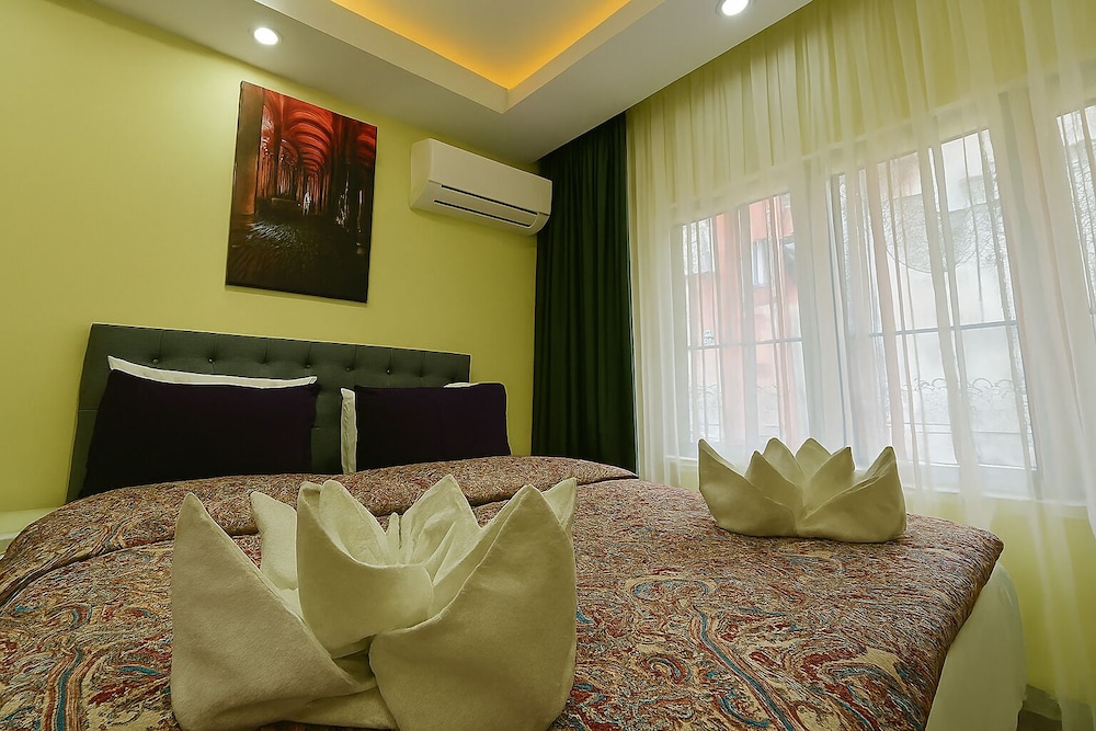 Özer Hotel & Apartments