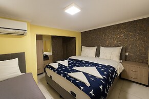 Özer Hotel & Apartments