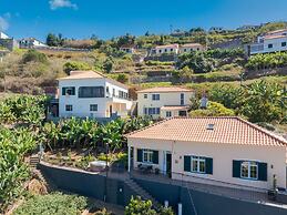 Ocean Serenity House by Atlantic Holiday