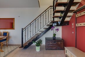 Ocean Serenity House by Atlantic Holiday