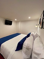 Hotel Embajada 44
